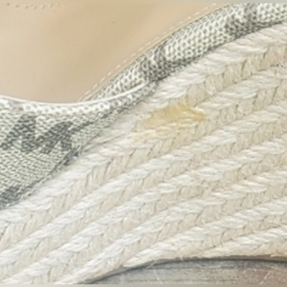 Michael Kors Wedge Sandals. - Picture 11 of 11